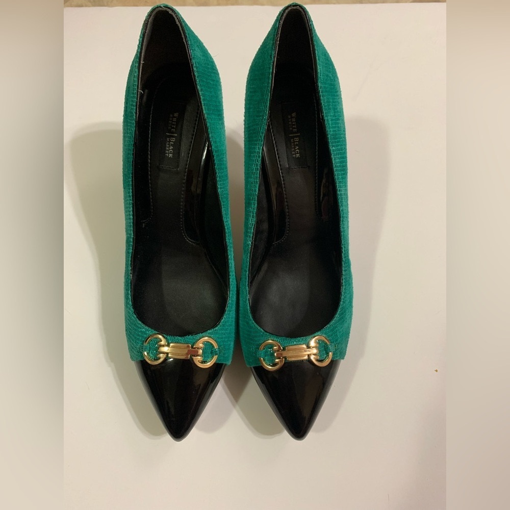 White House Black Market Green Suade with Black patent Leather Outsole size 10